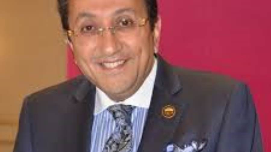 النائب إيهاب رمزي