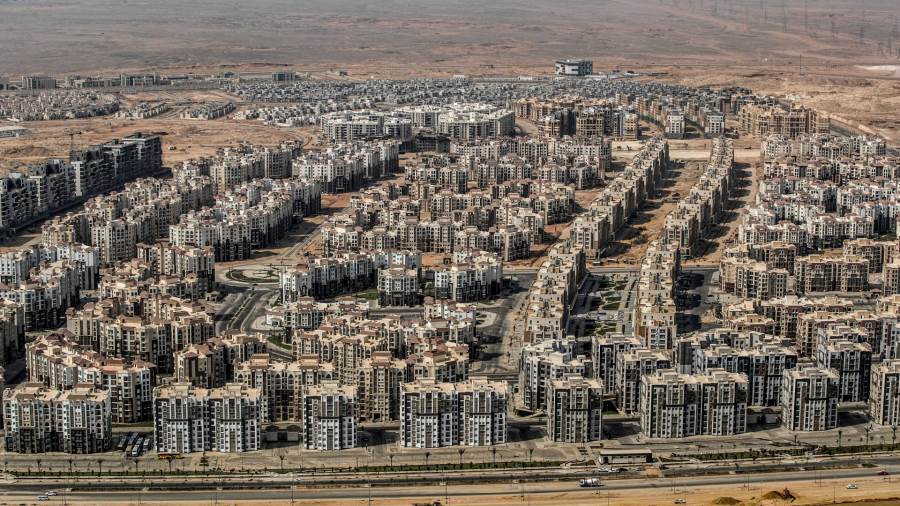 شقق الإسكان الاجتماعي