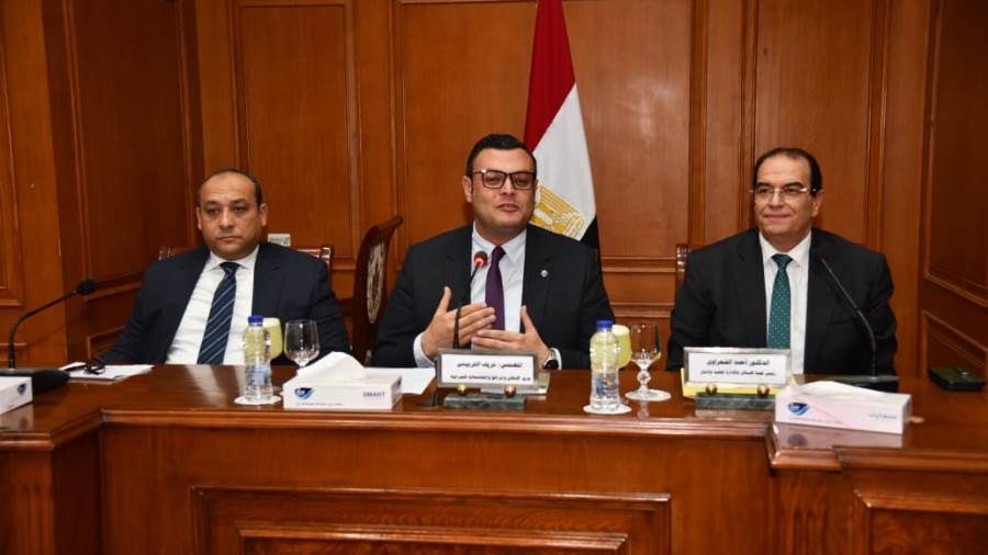 اجتماع لجنة الإسكان