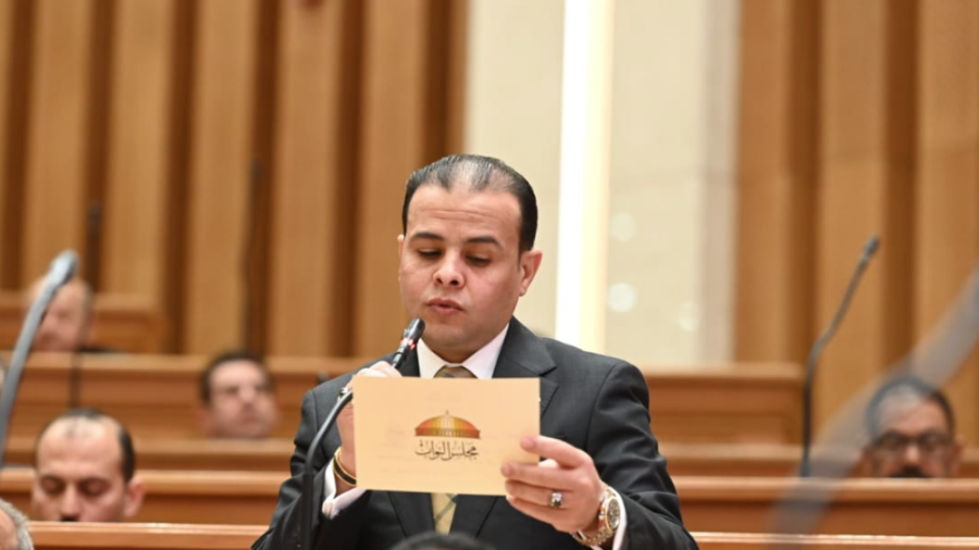 النائب مدحت الكمار