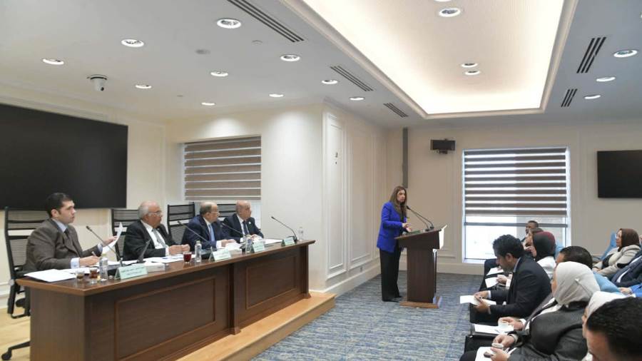 أزمة مدفن العبور تحت قبة البرلمان.. انبعاثات مستمرة وتمويل 60 مليون جنيه معطل