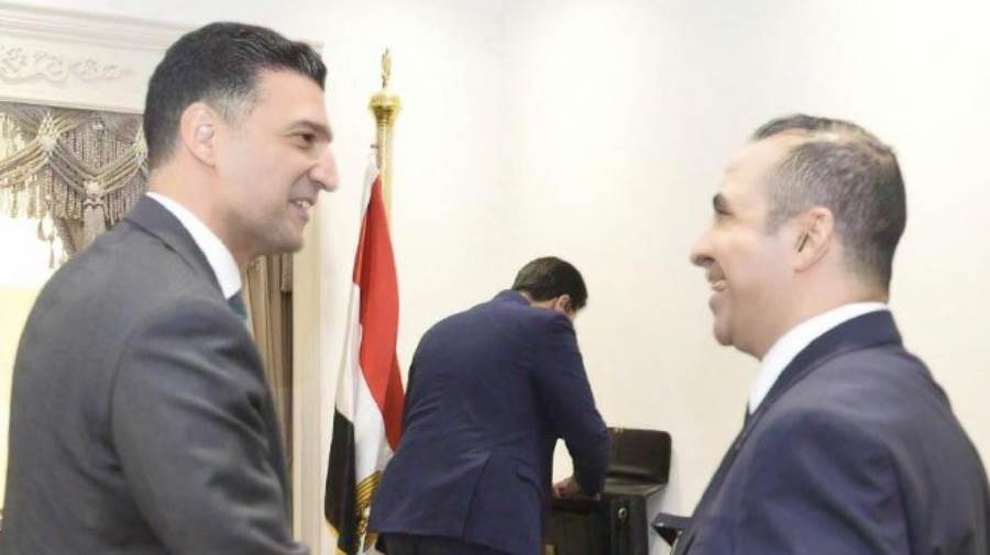 عضو مجلس النوابمصطفى البهي ووزير الصناعة