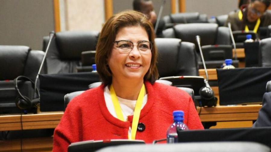 النائبة راندا مصطفى