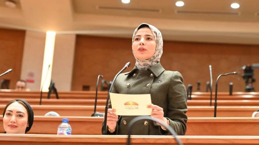 النائبة منى قشطة