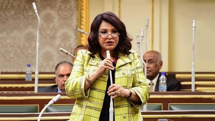 النائبة آمال عبدالحميد