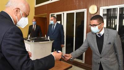 رئيس النواب: المجلس القادم سيصدر قانون المحليات ولائحة الشيوخ