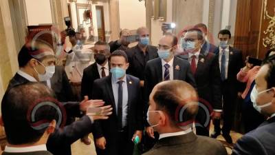 فيديو..المستشار محمود فوزي يصطحب نواب تنسيقية شباب الأحزاب والسياسيين بجولة تفقدية بأروقة البرلمان