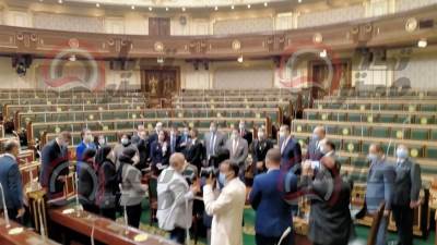 فيديو...المستشار محمود فوزي يصطحب نواب تنسيقية شباب الأحزاب والسياسيين بجولة في قاعة البرلمان