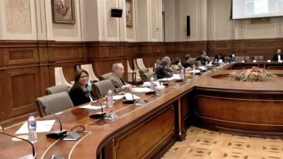 اللجنة الطبية من أعضاء الشيوخ تستأنف عملها لاختيار النظام العلاجي لأعضاء المجلس