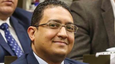 جون طلعت يكشف عن خططه المستقبلية.. ويؤكد: خدمة المواطنين غير مقترنة بـ"كرسي" فيديو