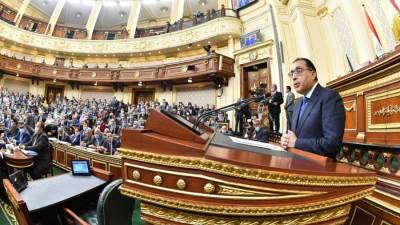 وزير التنمية المحلية أمام البرلمان: نستهدف رفع كفاءة 10 آلاف كم طرق