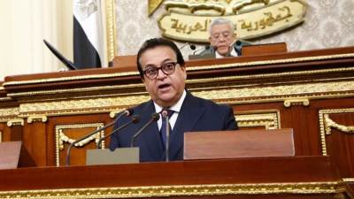 النائب هاني أباظة لوزير التعليم العالي: أين البحوث العلمية؟