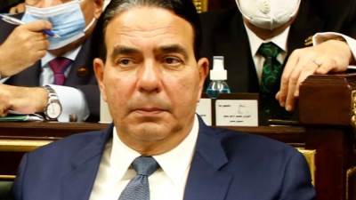 أيمن أبو العلا: علماؤنا قادرون على إنتاج لقاح مصري لعلاج كورونا