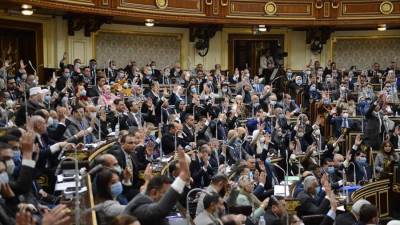 أسامة هيكل : لم أوجه أية إهانات للصحفيين وأعتذر عن الفهم الخاطئ