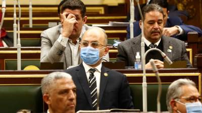 النائب هشام حسين يطالب بكشف حساب عن مدى تنفيذ وزير الإعلام اختصاصاته