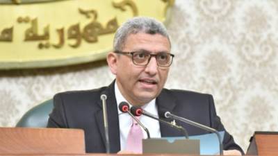 لقيمة المضافة.. المستشار أحمد سعد الدين عملاق تحت القبة.. أدوار نموذجية وخبرات هائلة.. ومسافة واحدة من الجميع