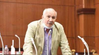 رئيس حزب التجمع يرفض تعديل قانون الكهرباء: الحكومة محتكر وحيد والمواطن يدفع الثمن