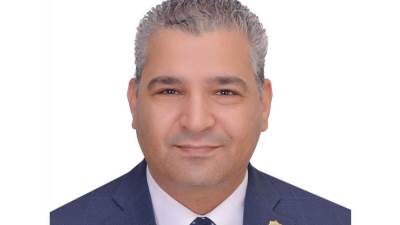 عياد رزق: خفض الفائدة يعزز الثقة في الاقتصاد الوطني ويدعم الاستثمار