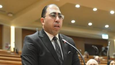 نائب يطالب بإطلاق برنامج تجريبي لتطبيق اللامركزية الإدارية والمالية بالمحافظات