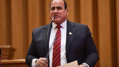 النائب نصحي البسنديلي: مشاركة الرئيس في دافوس رسالة ثقة للمستثمرين الدوليين