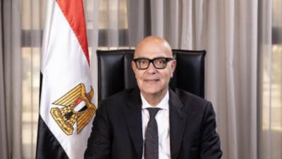 صبور: قناة السويس محور استراتيجي لجذب الاستثمار وتعزيز مكانة مصر