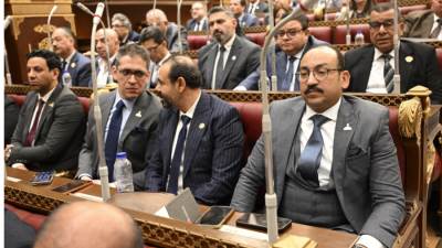 عبد العاطي أحمد: سلامة الأطفال الرقمية أولوية تشريعية في المرحلة الحالية