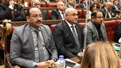 عبد العاطي أحمد يطالب بحل مشكلات المصانع المتوقفة وتقديم حوافز قوية للتصدير