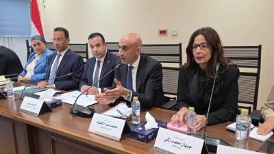 وزير الاتصالات: تشريع جديد لحماية الأطفال رقميًا وإلزام المنصات بالتحقق من الأعمار