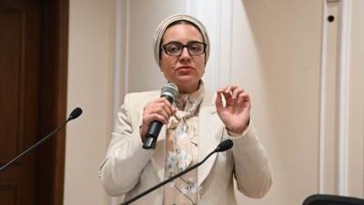 بعد خسارة 12%.. ريهام عبدالنبي تطالب باستدعاء الحكومة لمواجهة انهيار الجنيه المصري