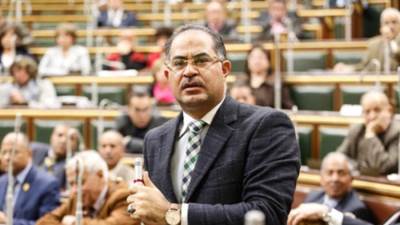 خصخصة غير معلنة.. سليمان وهدان يطالب برقابة صارمة على "الدروس الخصوصية الرقمية"