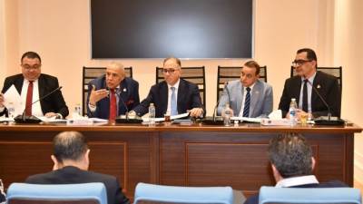 الحكومة تلتزم أمام لجنة الإسكان: إعلان الأحوزة العمرانية الجديدة في يونيو المقبل علي مستوي قري ومدن جمهورية مصر العربية