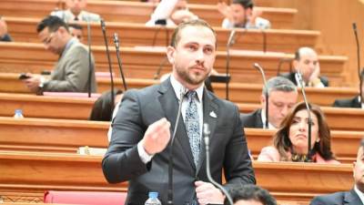 النائب محمد شيحة: تعافي الجنيه مؤشر إيجابي.. وانخفاض الأسعار مرهون باستمرار الاستقرار