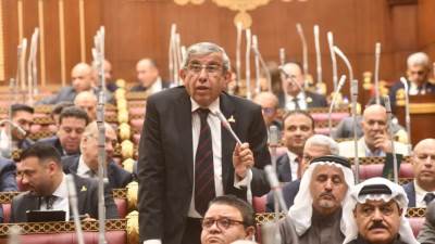 علاء عبد النبي: المراهنات الرياضية تحتاج تفعيل القوانين ودور حاسم لمباحث الإنترنت والبنك المركزي