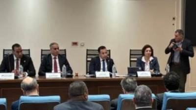 "تنظيم الاتصالات": جميع خطوط المحمول موثقة.. والتحدي في سلوك المستخدمين