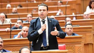 ديون بـ17 تريليون جنيه تبتلع الناتج القومي.. عبدالمنعم إمام يرفض على الحساب الختامي للموازنة العامة