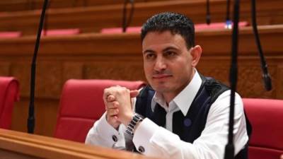 النائب عبدالناصر أبو شعفة: يطالب بزيادة الاستثمارات في مطروح لدعم السياحة وتطوير قطاعات الصحة والتعليم