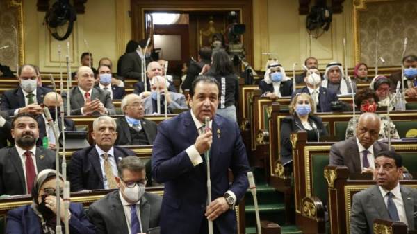 رئيس النواب يهنئ عابد لاختياره رئيسا للجنة مكافة الإرهاب بالبرلمان العربي