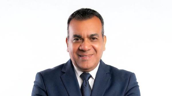 النائب أشرف مرزوق: إنشاء هيئة لتنظيم السوق العقاري يعزز الحوكمة ويواكب الطفرة العمرانية|خاص