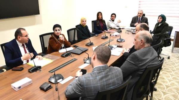 الحكومة تؤكد استمرار التأمين الصحي لعمال "النصر للأصواف" وتتعهد بحل أزمة المستحقات